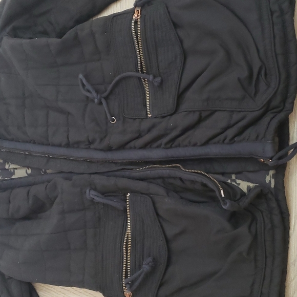 Wilfred Quilted Black Jacket - Picture 6 of 8